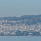 13.10: 13 Kilometer Luftlinienblick nach Lausanne (mit Kathedrale)