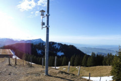 18.12.: Wildspitzpanorama mit Webcam-Mast