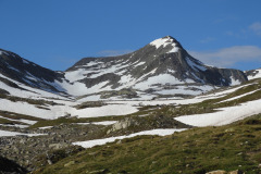 Links nächster Übergang (Passo Bornengo), rechts Pizzo Barbarea