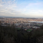20.3.: Blick von Uto Kulm über die Stadt Zürich mit Abendsonne